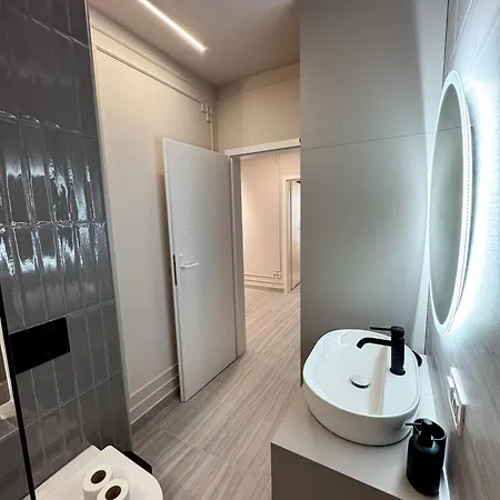 Airport Dream - Modern, Free Parking, Kingsize Be Διαμέρισμα