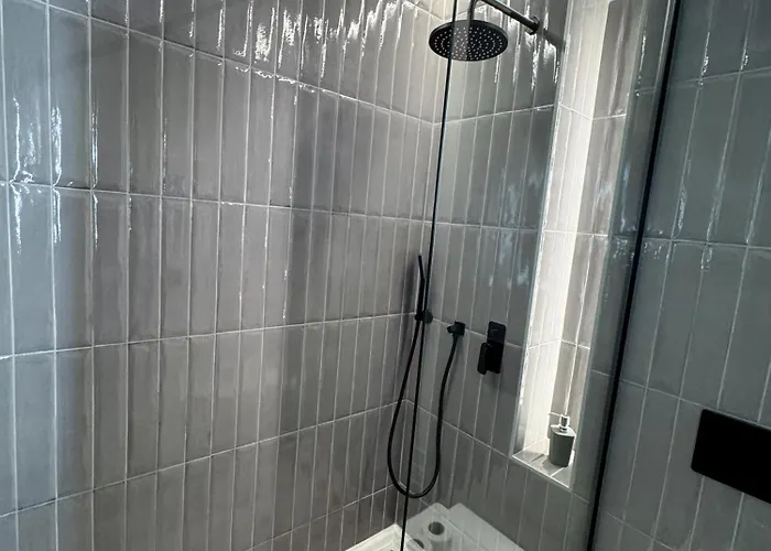 Airport Dream - Modern, Free Parking, Kingsize Be Lägenhet Cluj-Napoca