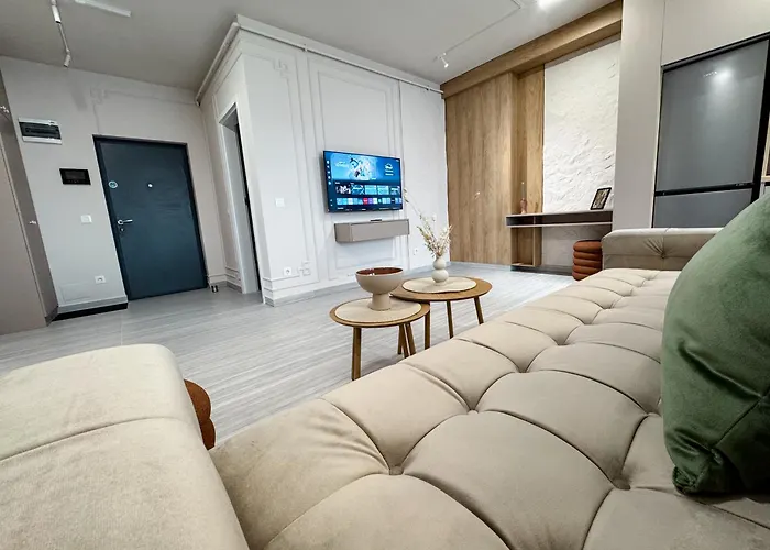 Airport Dream - Modern, Free Parking, Kingsize Be Lägenhet *